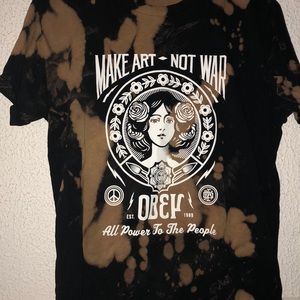 Obey tee shirt